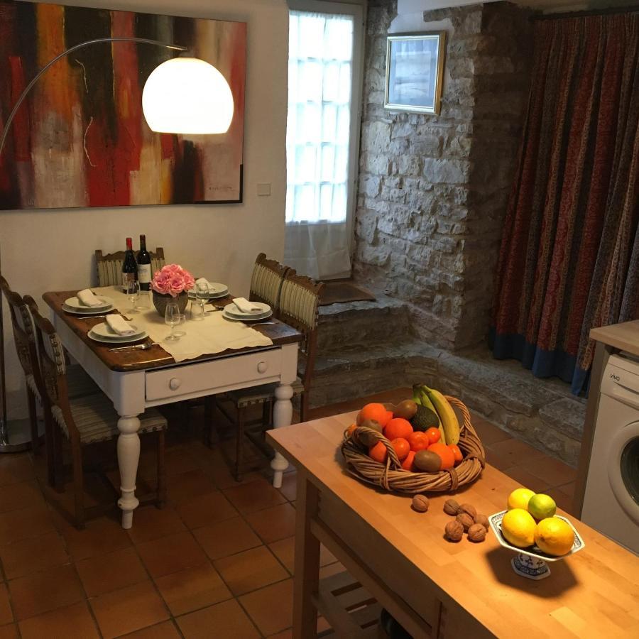 Les Gîtes Pérard Caylus Extérieur photo