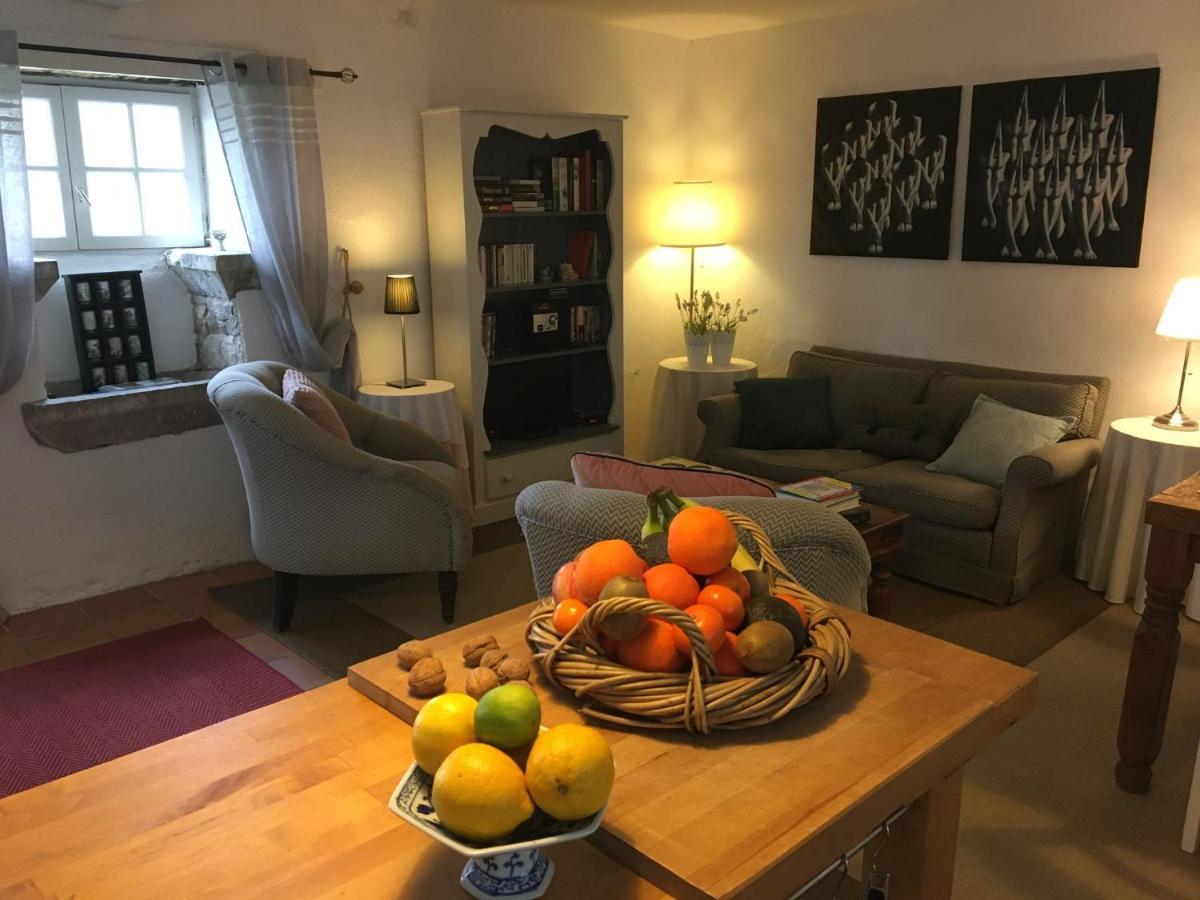 Les Gîtes Pérard Caylus Extérieur photo
