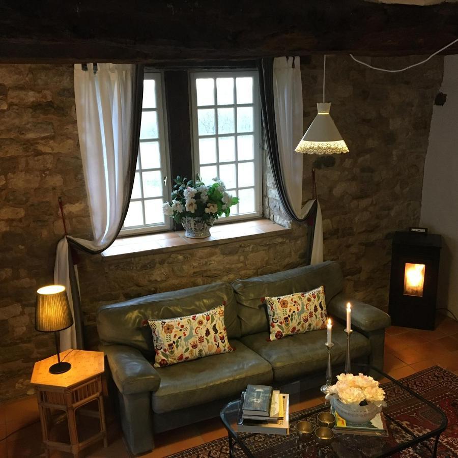 Les Gîtes Pérard Caylus Extérieur photo