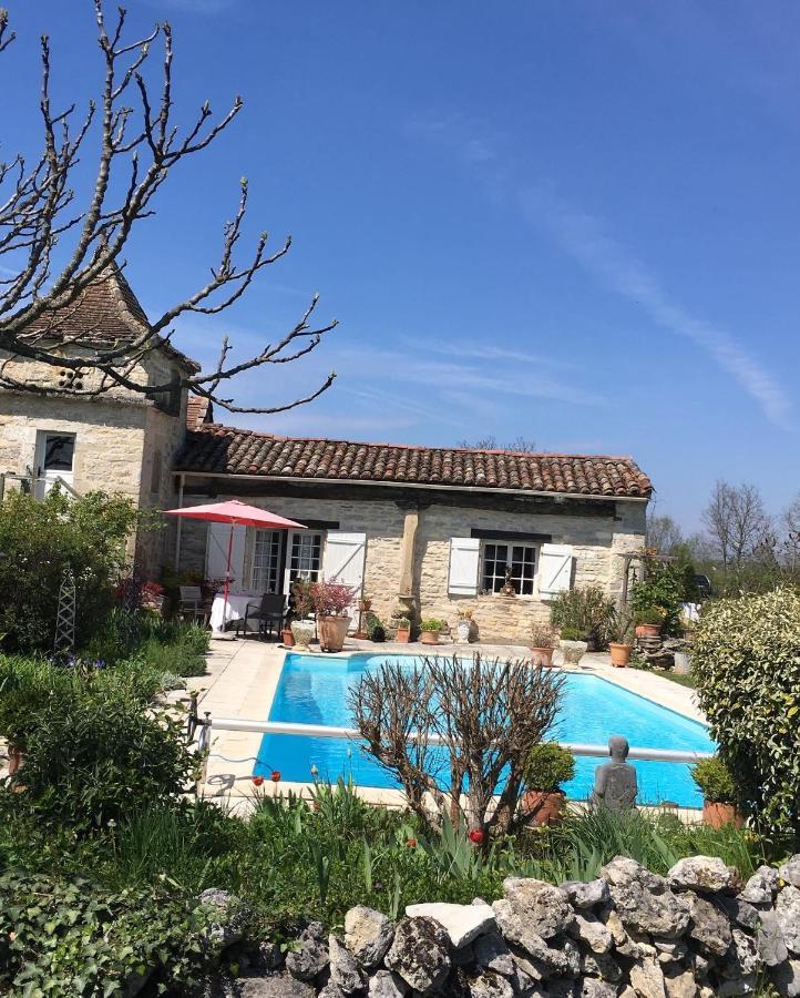 Les Gîtes Pérard Caylus Extérieur photo