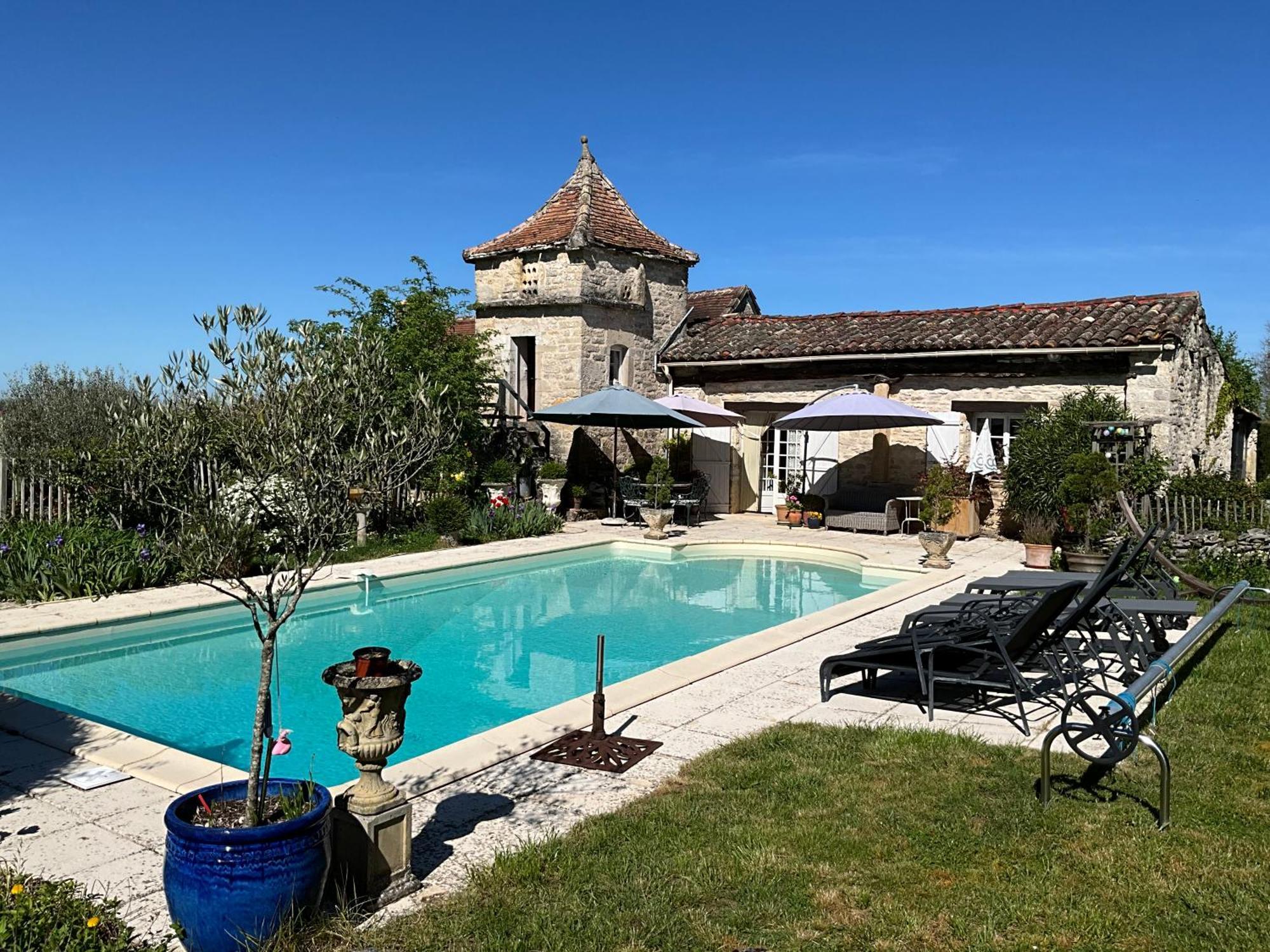 Les Gîtes Pérard Caylus Extérieur photo