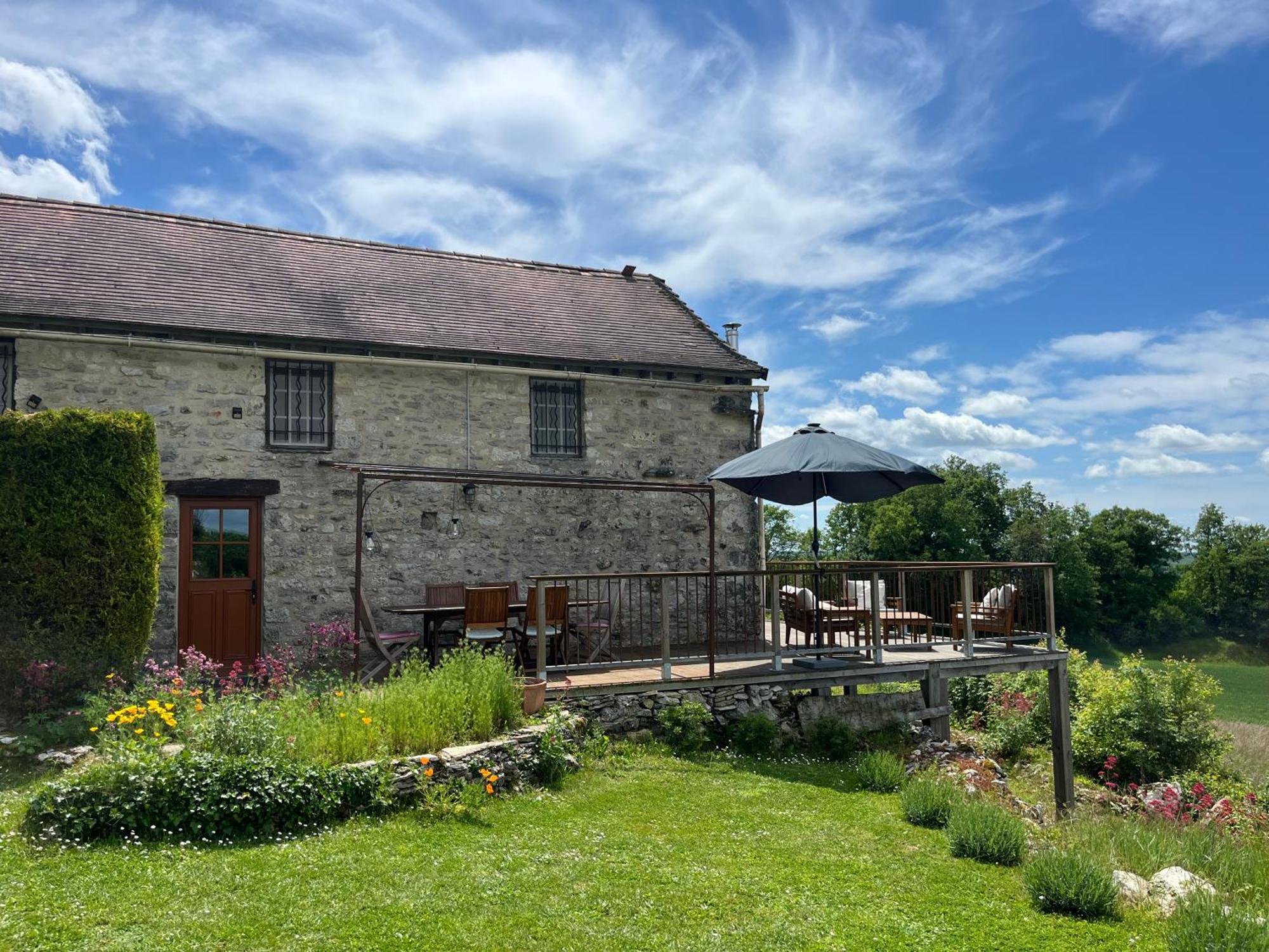 Les Gîtes Pérard Caylus Extérieur photo